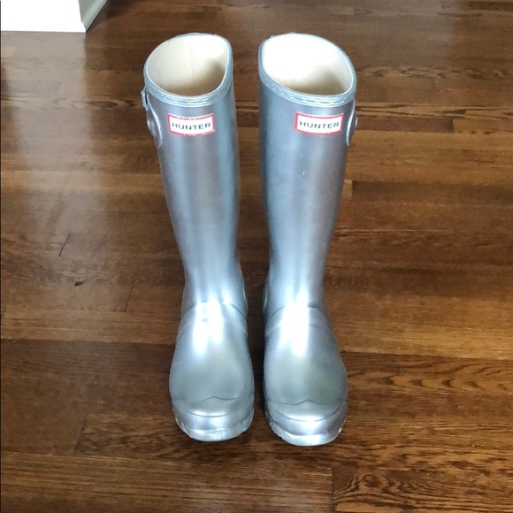 hunter rain boots silver